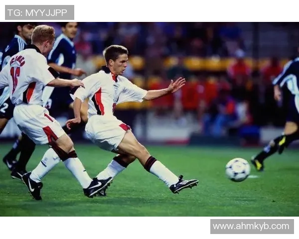 将足球明星的传奇故事化作动人旋律谱写成歌的创作之旅 将足球明星的传奇故事化作动人旋律谱写成歌的创作之旅